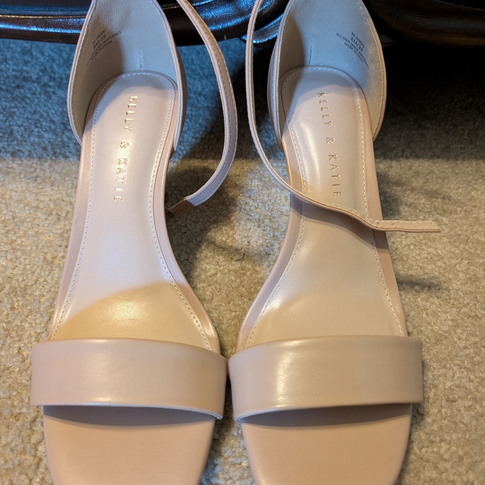 Kelly & Katie Cream Minimalist Sandals with Low Heel